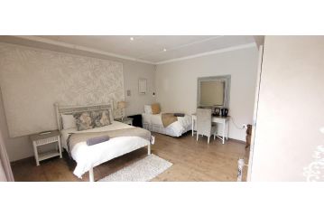 Solo Gracia Guesthouse Bed and breakfast, Bloemfontein - 5