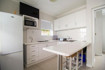 South Point Self Catering Apartment, Agulhas - 1