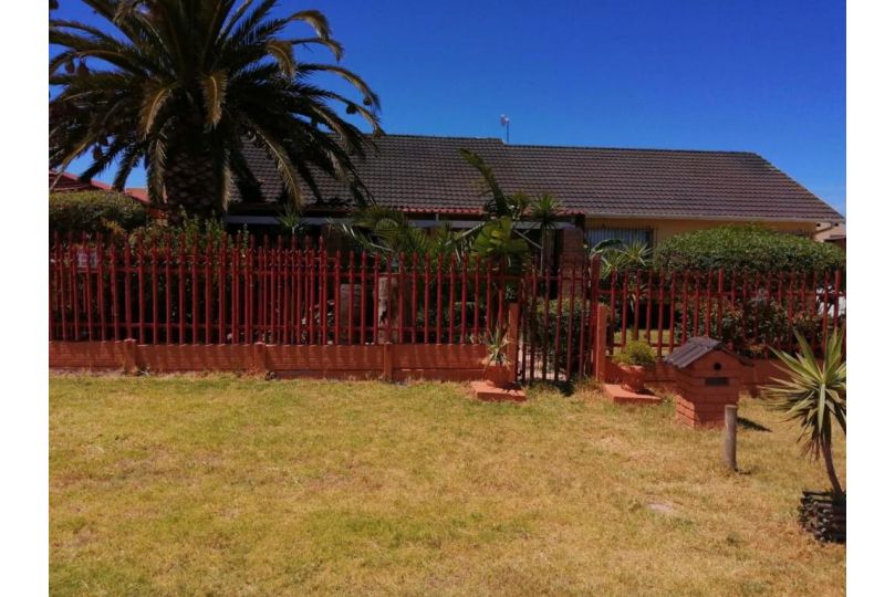 Spacious 1bed + braai 13km to Paternoster beach Guest house, Vredenburg - imaginea 8