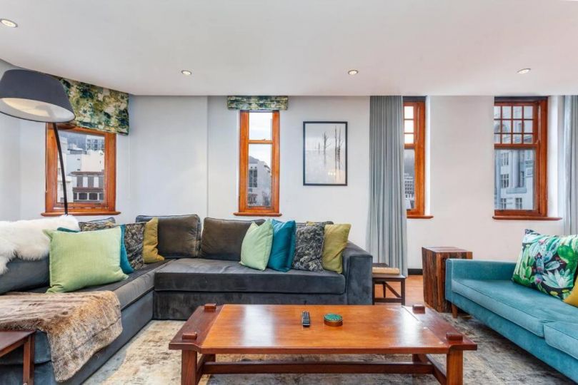 Spacious 2 Bed in the Heart of the City Apartment, Cape Town - imaginea 2