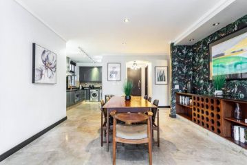 Spacious 2 Bed in the Heart of the City Apartment, Cape Town - 3