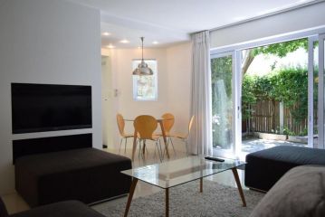 Breathtaking 3 bedroom apartment in Cape Town Apartment, Cape Town - 2