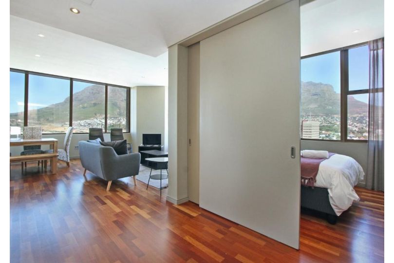 Spacious 3 Bedroom Family Apartment In Cape Town Apartment, Cape Town - imaginea 7