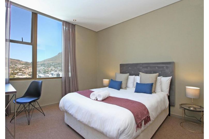 Spacious 3 Bedroom Family Apartment In Cape Town Apartment, Cape Town - imaginea 1