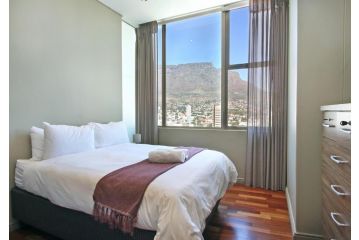 Spacious 3 Bedroom Family Apartment In Cape Town Apartment, Cape Town - 5