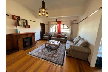 Safi Holiday Home 4bedroom Guest house, East London - 3