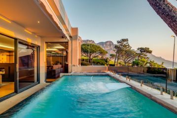 Spacious Family Villa in Camps Bay with Breathtaking Views Guest house, Cape Town - 3
