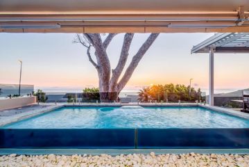 Spacious Family Villa in Camps Bay with Breathtaking Views Guest house, Cape Town - 4