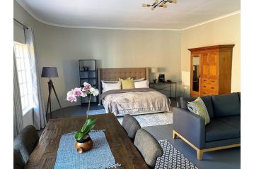 Riverclub Guest Cottage in Riverclub, Sandton Apartment, Johannesburg - 2