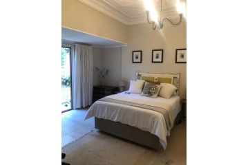 Spacious home with vintage charm in Melville Guest house, Johannesburg - 2