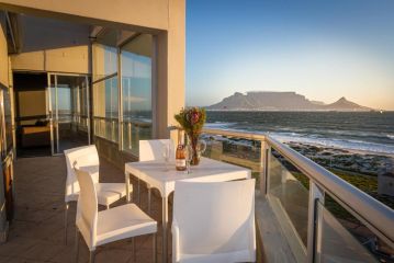 Spacious Luxury 3 Bedroom Apartment B401 Sea Spray Apartment, Cape Town - 2