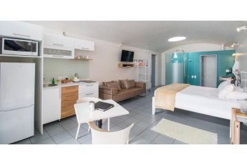Speelhuis Studios Apartment, Langebaan - 3
