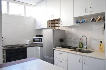 St Martini Gardens Apartment, Cape Town - 5