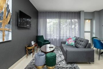 St Tropez 1 Bedroom Sandton Residence Apartment, Johannesburg - 2