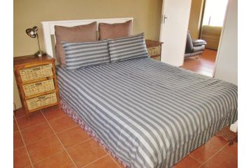 Starfish Surf House Guest house, Jeffreys Bay - 1