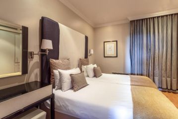 Cape Royale Luxury Apartments by Stay In Luxury Apartment, Cape Town - 1