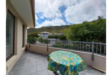 Steenbok House Apartment, Hermanus - 1