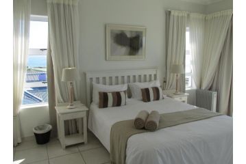 Point Village Accommodation - Stephen Apartment, Mossel Bay - 1