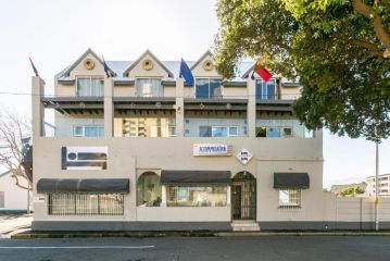 Strand Dormitory 8 Sleeper Helderberg CT Apartment, Cape Town - 4