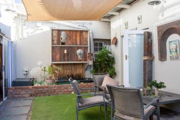 Bedrock Family 2 x Rooms 8 Sleeper with Kitchenette Apartment, Cape Town - 5