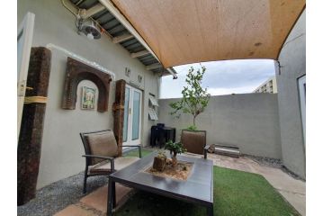 Strand Private studio kitchenette Helderberg CT Apartment, Cape Town - 3