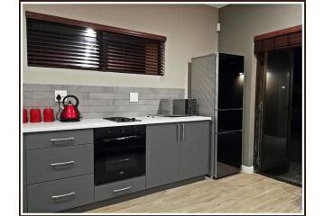 Studio 77 Apartment, Langebaan - 1