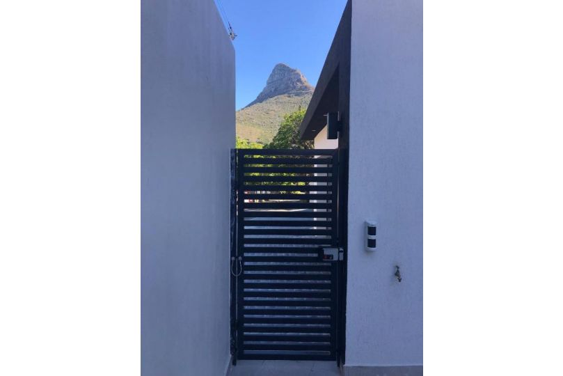 Studio @ Montana Apartment, Cape Town - imaginea 6
