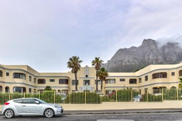 Studio On the Beach in Camps Bay Apartment, Cape Town - 2