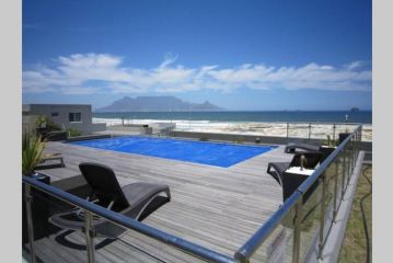 Infinity - Stunning 1 bedroom apartment with sea & mountain views Apartment, Bloubergstrand - 2