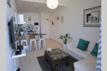 Infinity - Stunning 1 bedroom apartment with sea & mountain views Apartment, Bloubergstrand - 5