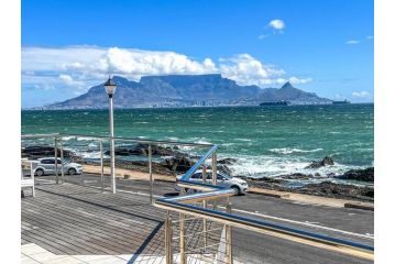 Stunning 3 bedroom villa with panoramic views Villa, Cape Town - 2