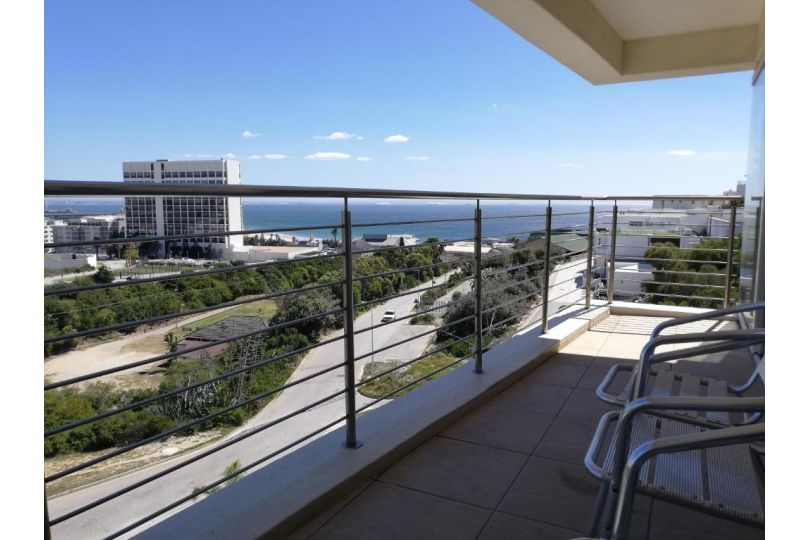 The Pearls 5th Floor Luxury Apartment, Port Elizabeth - imaginea 2
