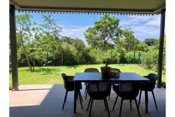 Stunning modern 3 bedroom Apartment, Ballito - 2