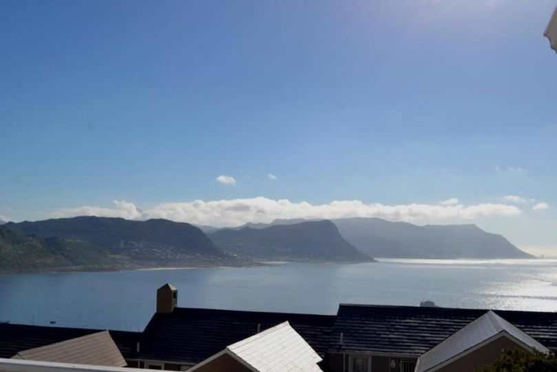 Stunning Sea & Mountain View. Simon's Town Getaway Guest house, Cape Town - imaginea 2