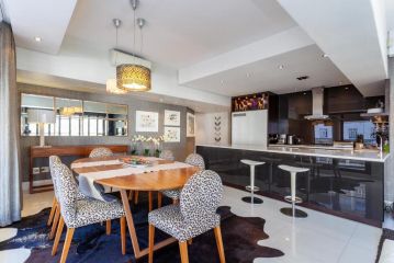 Stunning Two Bed Overlooking Company's Garden Apartment, Cape Town - 1