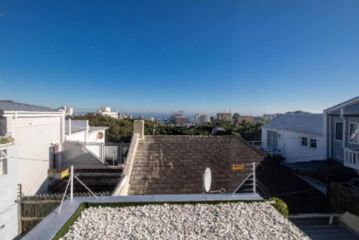 Stylish 1 bedroomed apartment in Sea Point - Caprice Apartment, Cape Town - 1