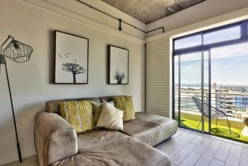 Stylish Apartment With Atlantic Ocean Views! Apartment, Cape Town - 5