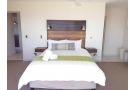 Stylish holiday home with amazing sea views Guest house, Plettenberg Bay - thumb 13