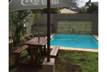 Stylish modern 2 bed apartment in Shaka's Rock Apartment, Ballito - 5
