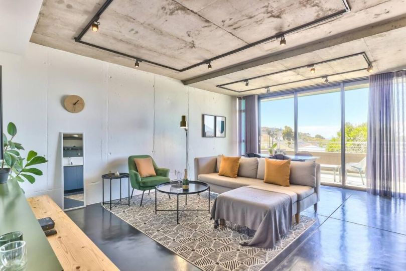 Stylish, modern, couples retreat Pool, fast wifi Apartment, Cape Town - imaginea 14