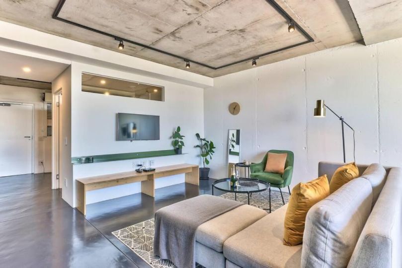 Stylish, modern, couples retreat Pool, fast wifi Apartment, Cape Town - imaginea 4