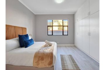 Stylish Seaside Apartment with Wi-Fi! Apartment, Cape Town - 5