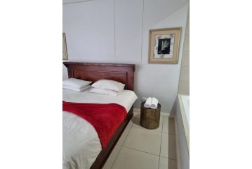 Sue Beacon Rock Apartment, Durban - 3