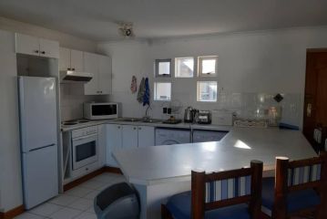 Summer Place Apartment, Knysna - 4