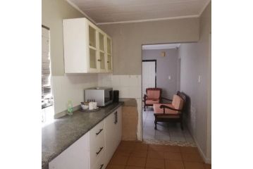 Summerwood Contractors Home Apartment, Nelspruit - 5