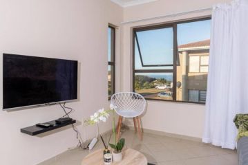 Sun n Surf Sunny and spotless 1 bedroom apartment Apartment, Ballito - 3