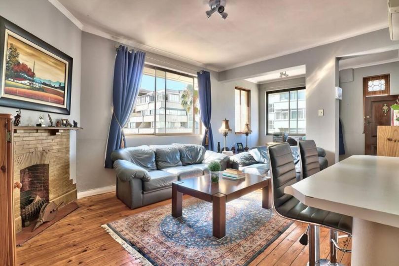 Sunny Apartment in SEA POINT right by PROMENADE Apartment, Cape Town - imaginea 9