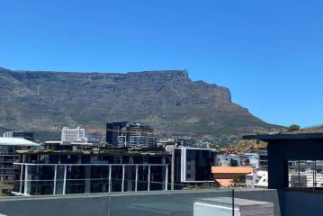 Modern Apartment in The Docklands, de Waterkant, Cape Town stunning views, gorgeous pool deck Apartment, Cape Town - 1