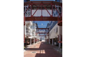Sunny Dry Mill Apartment, Knysna - 5